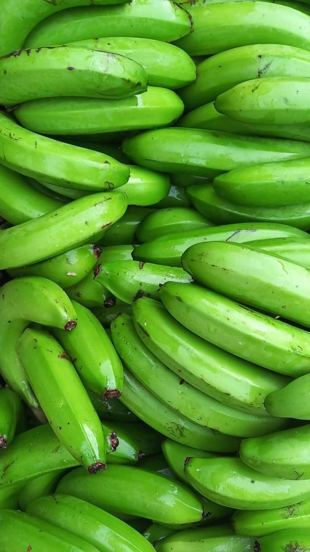 Green bananas from Uganda
