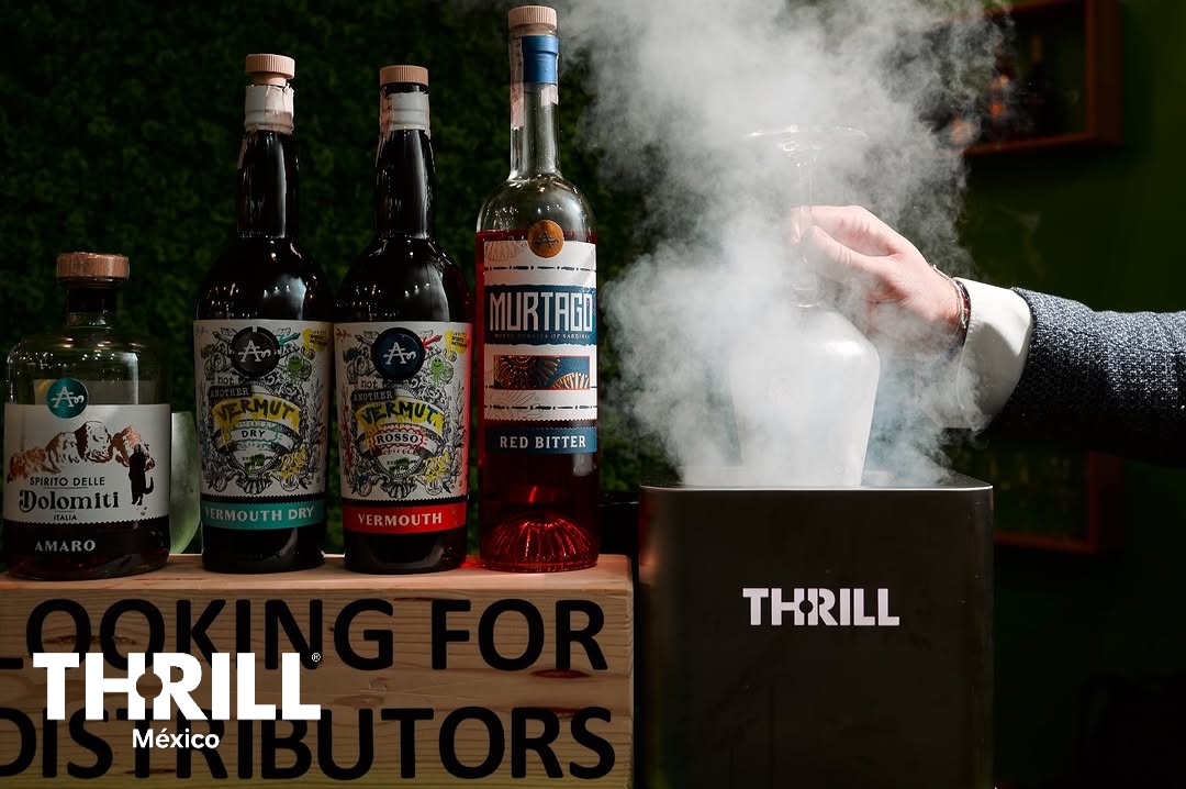 Congelador-de-Copas-con-CO₂-Thrill-para-restaurante-para-vino-tinto-hoteleria-vinoteca-mixologia-enologia-y-dispensador-de-vino-Wineemotion (2)