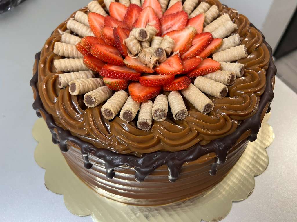 Custom cake by Temptations by Mary