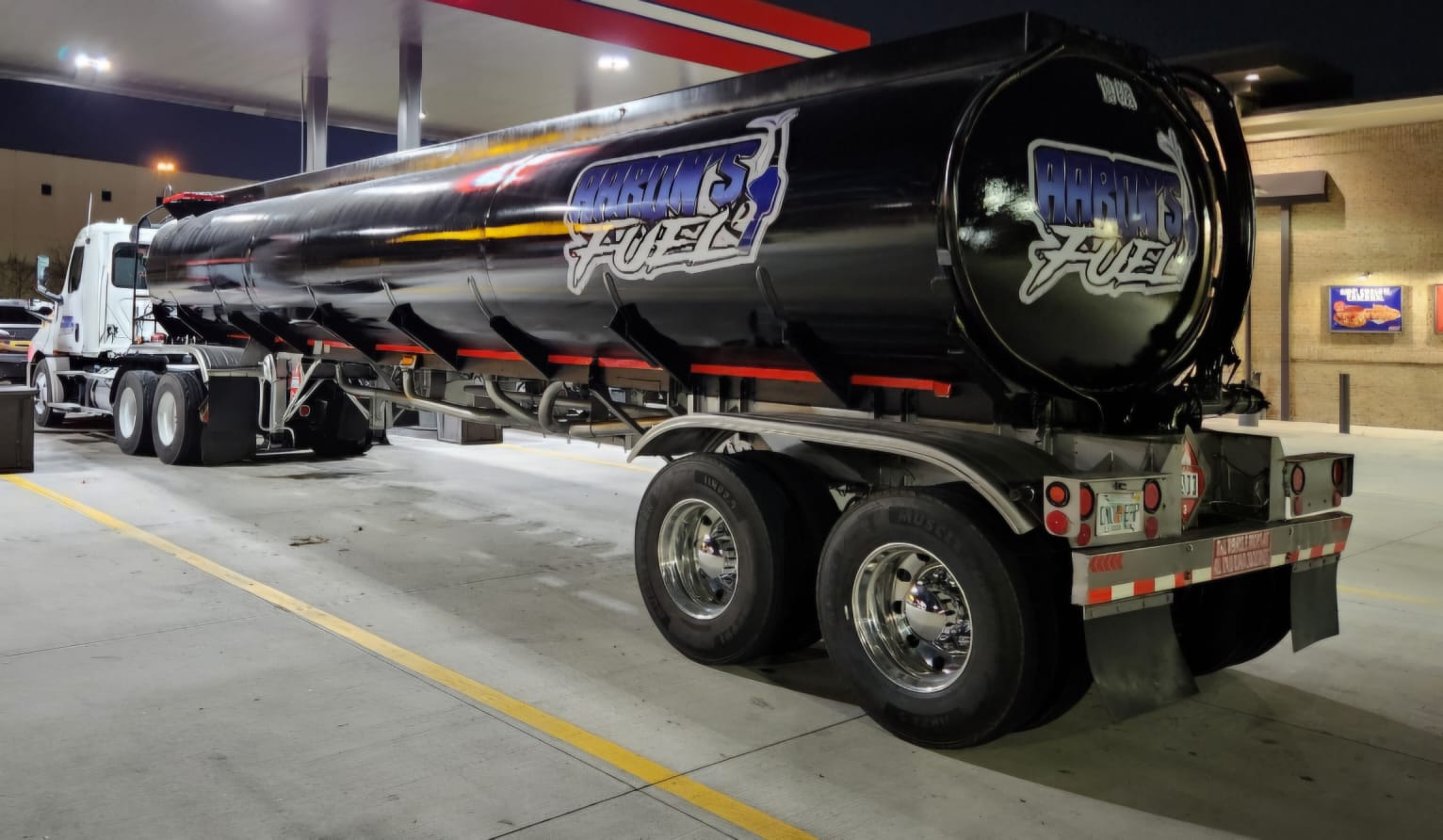 Reliable petroleum transport service