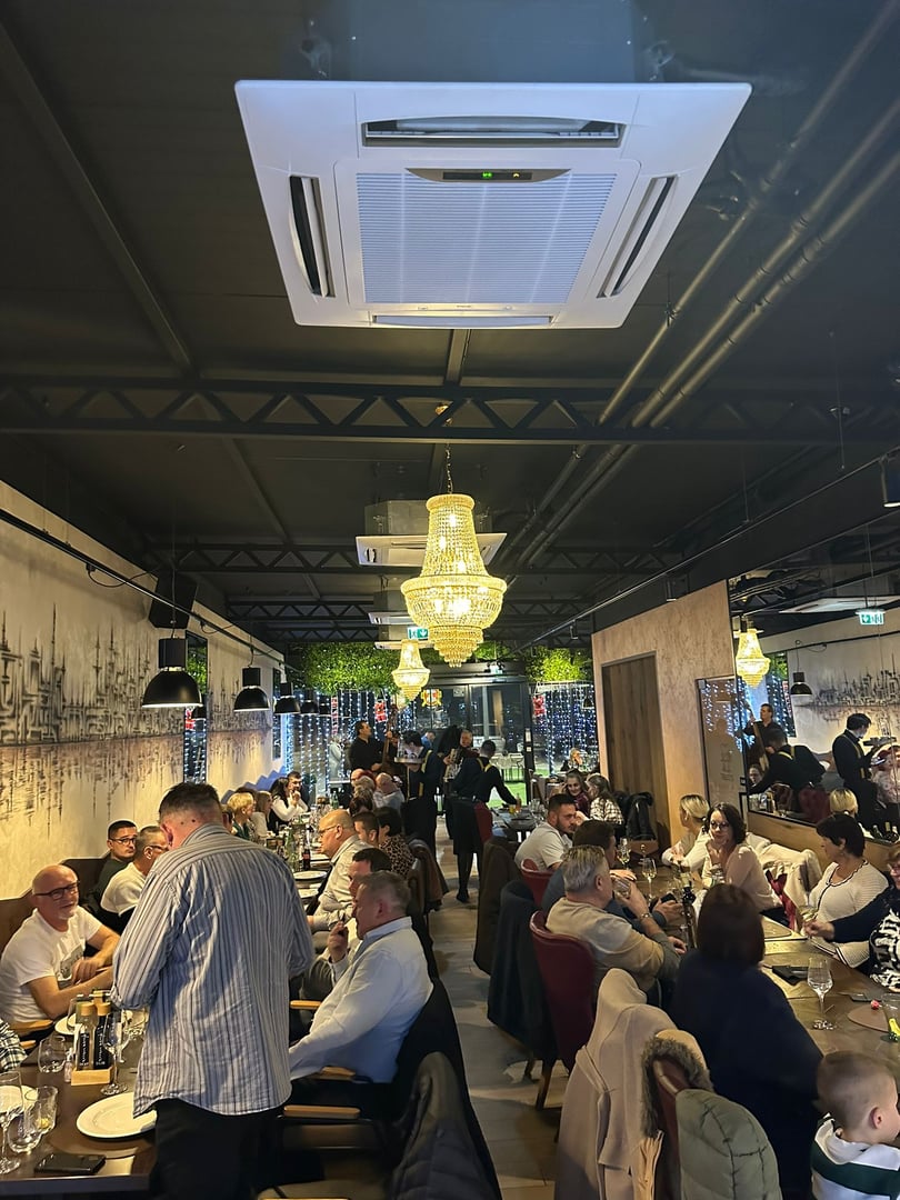 Restaurant special offers and events