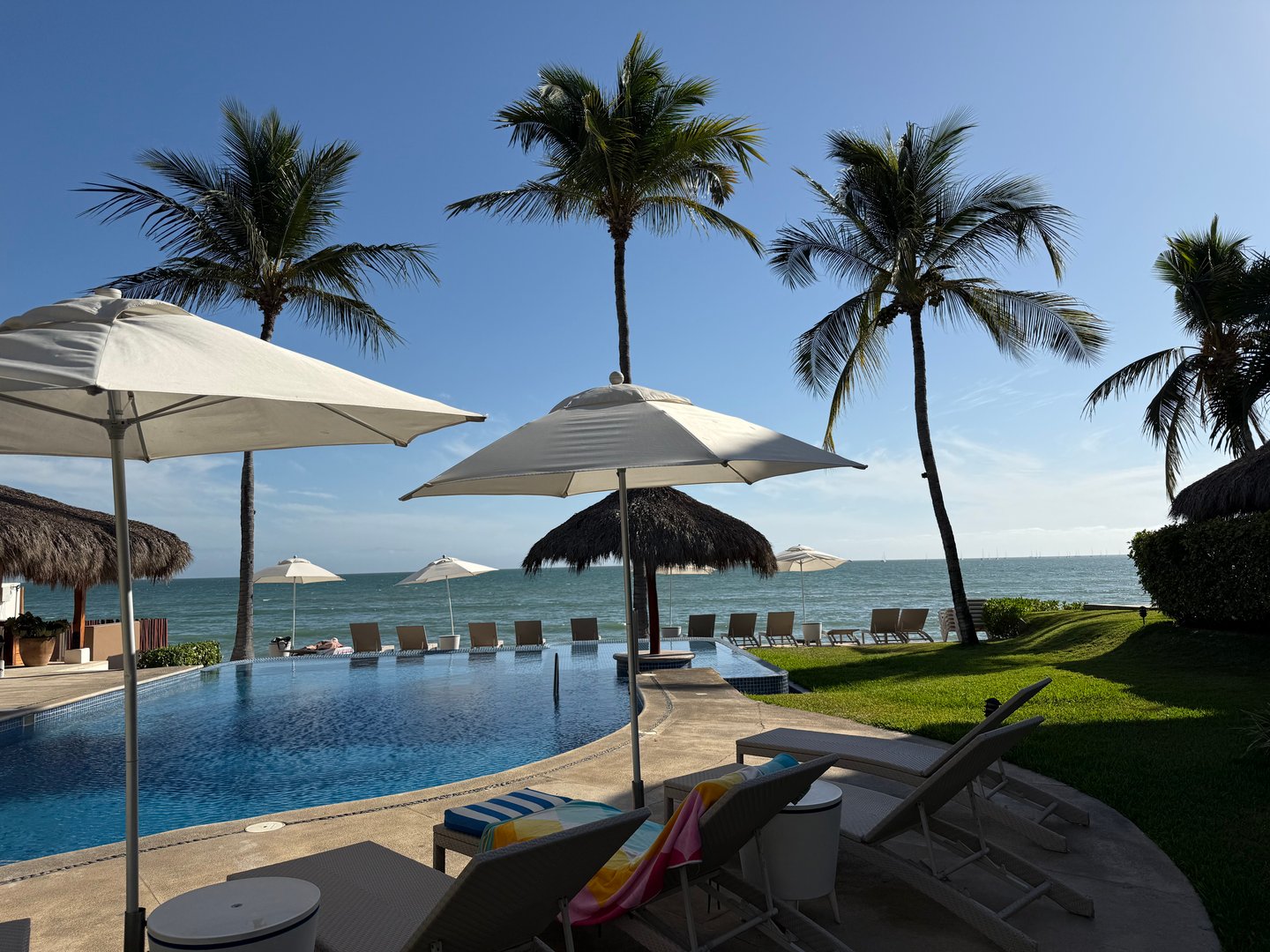 Condo Vento 21 - Espectacular villa frente al mar con alberca infinity en Bucerías, Nayarit