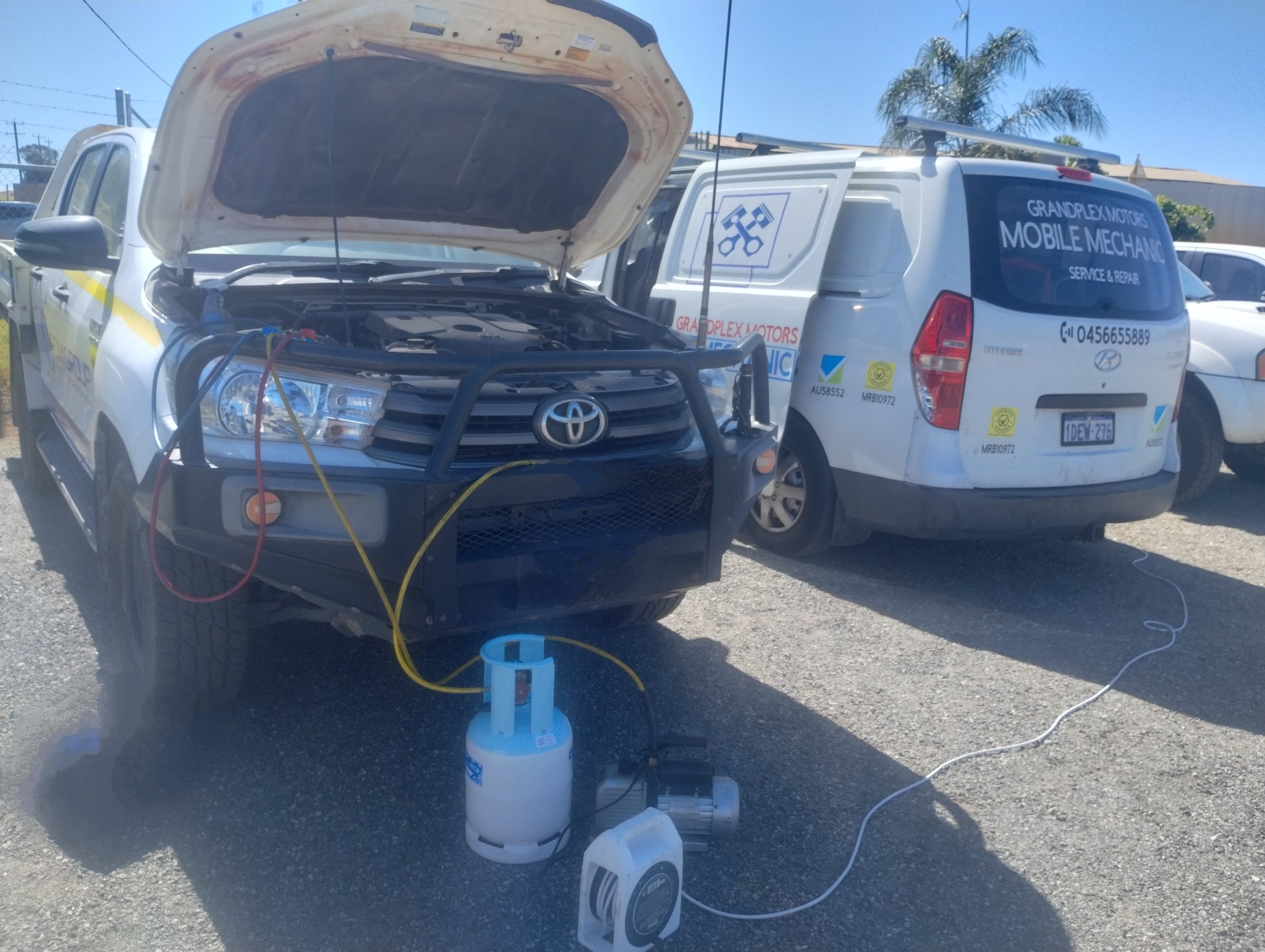 Air conditioning regas service