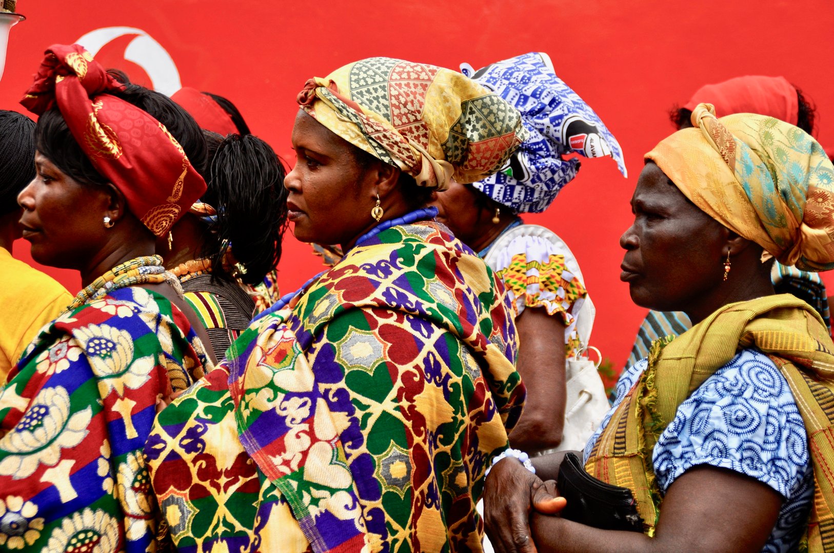 Women dressed in Kente during a traditional festival, Ghana, Westafrica