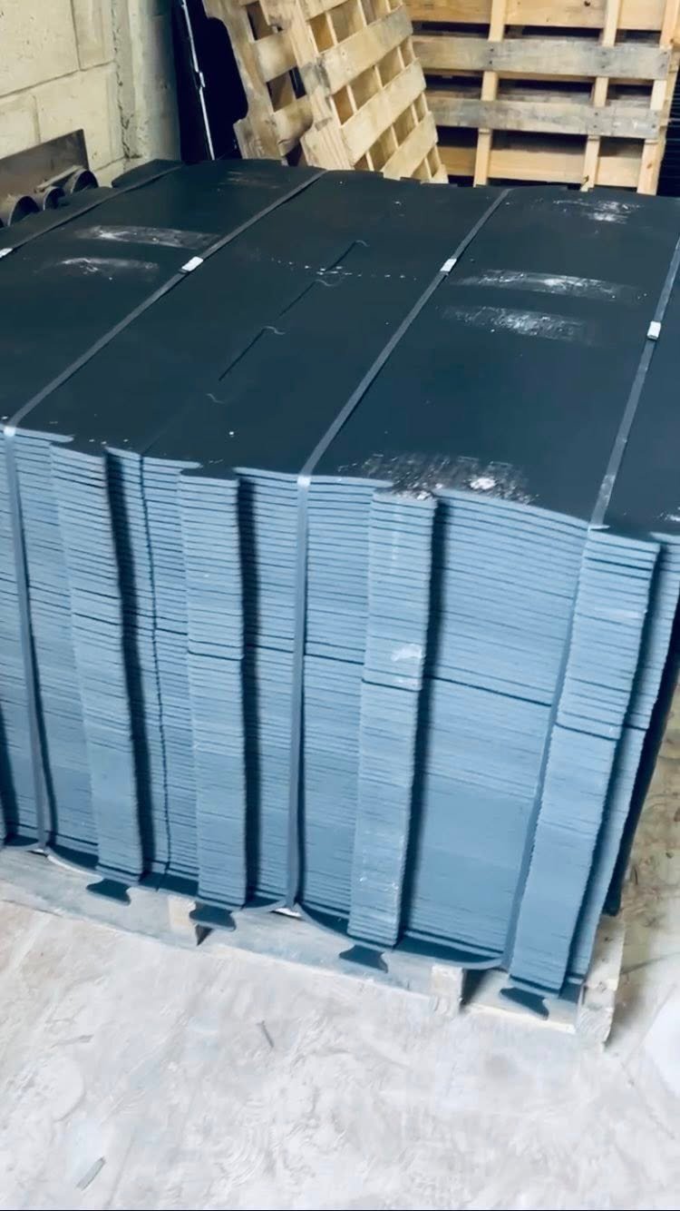 Premium interlocking rubber puzzle tiles for flooring