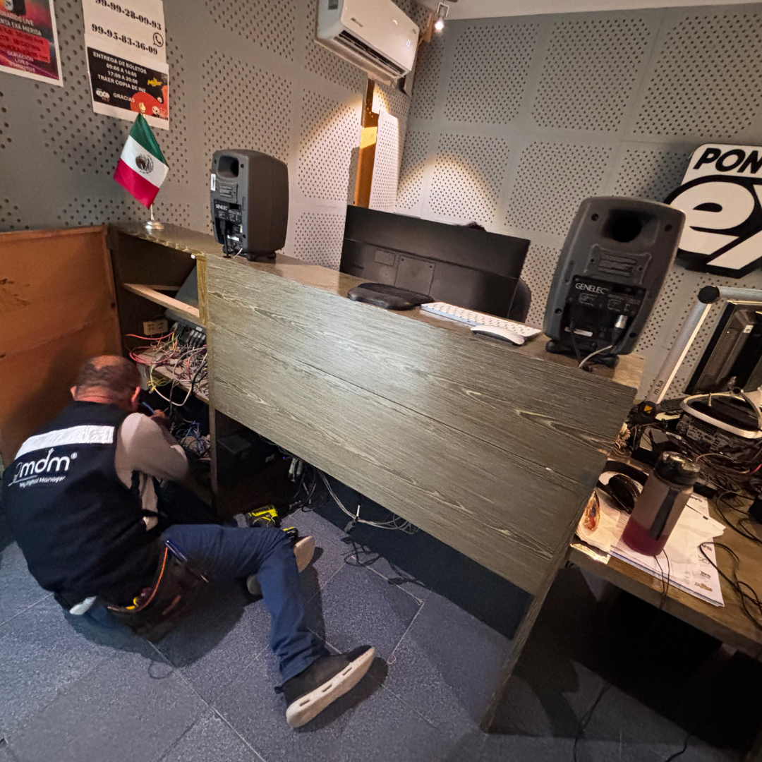 Instalación de switches y equipos de red - MDM