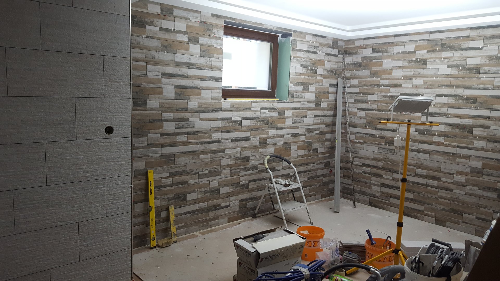 Hidegburkolás referencia munka