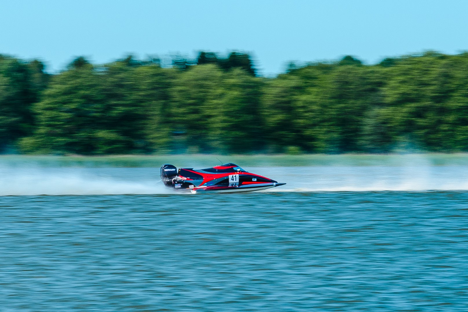 Powerboat racing. European championship 4F water race,sport, competition.Telsiai,Lithuania.06-10-2023.