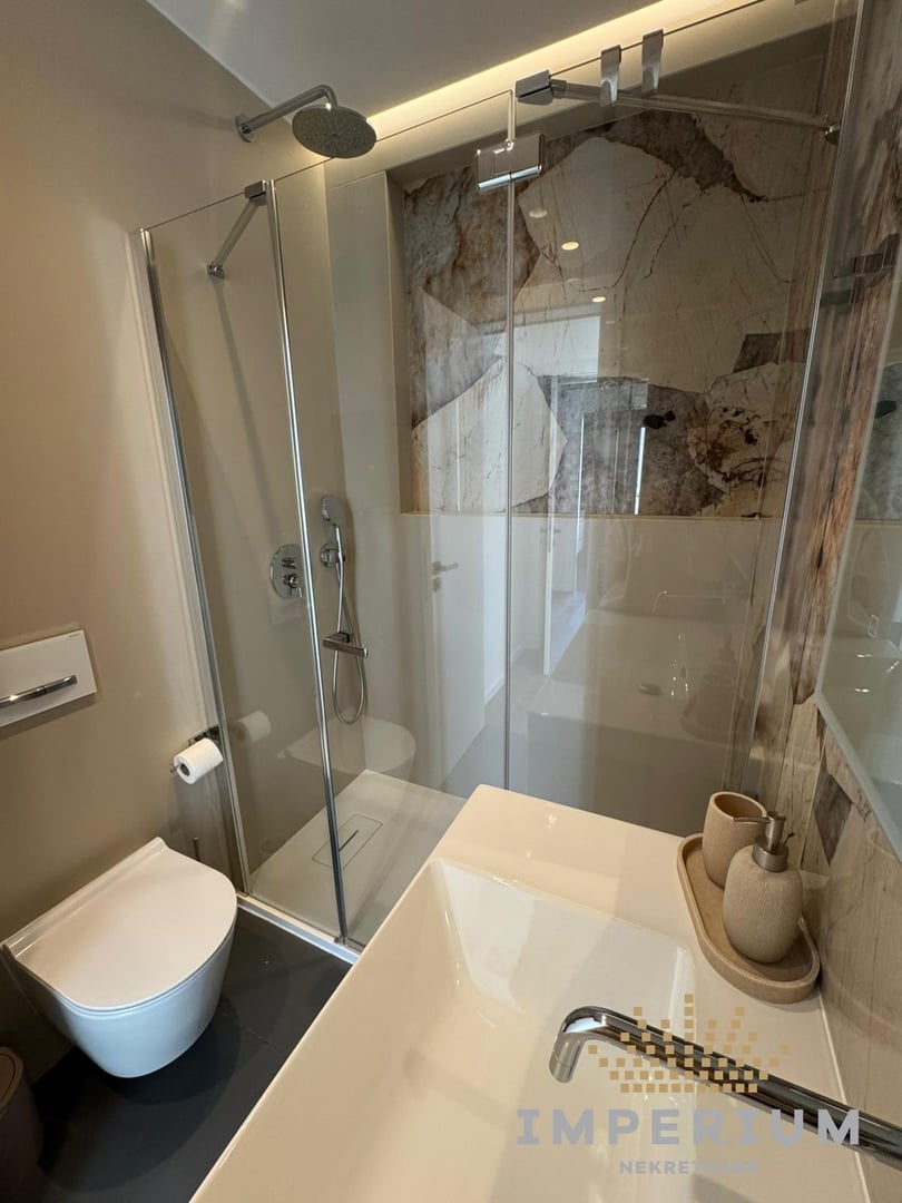 Penthouse Žnjan - jacuzzi 2