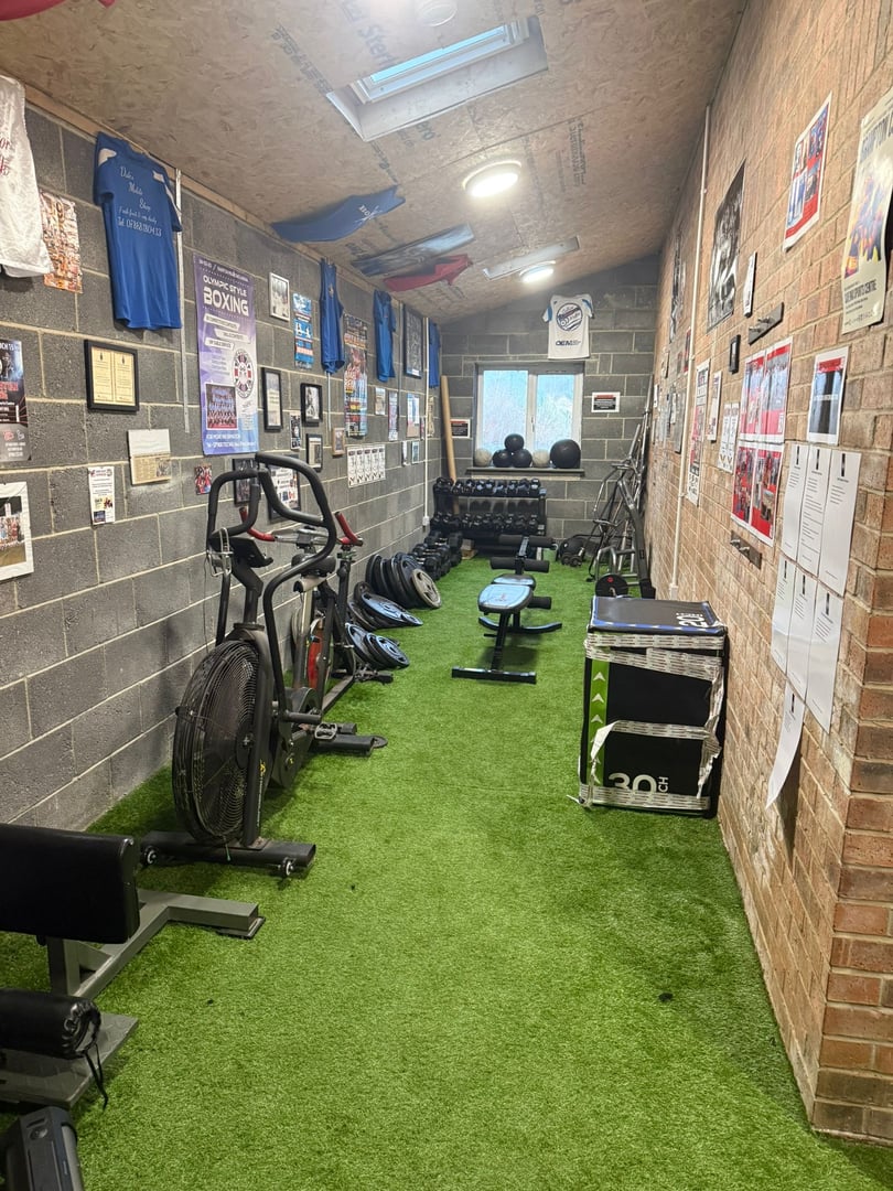 Train with TNT professional boxing ring and training space