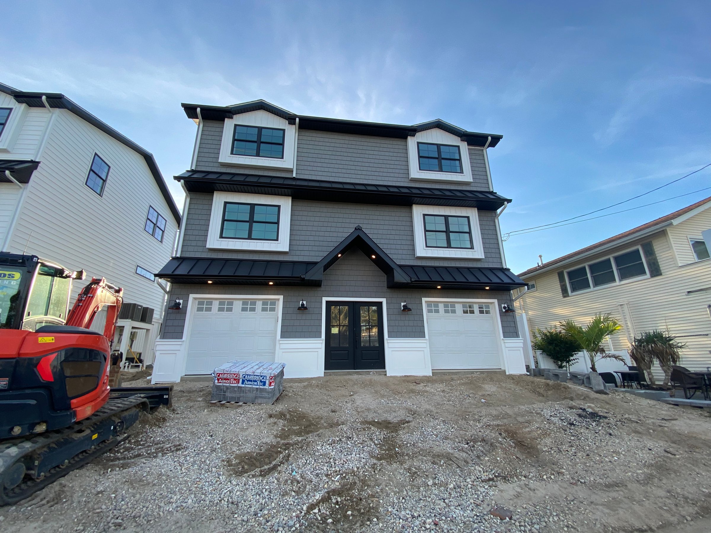 Aleczander Construction roofing and siding work