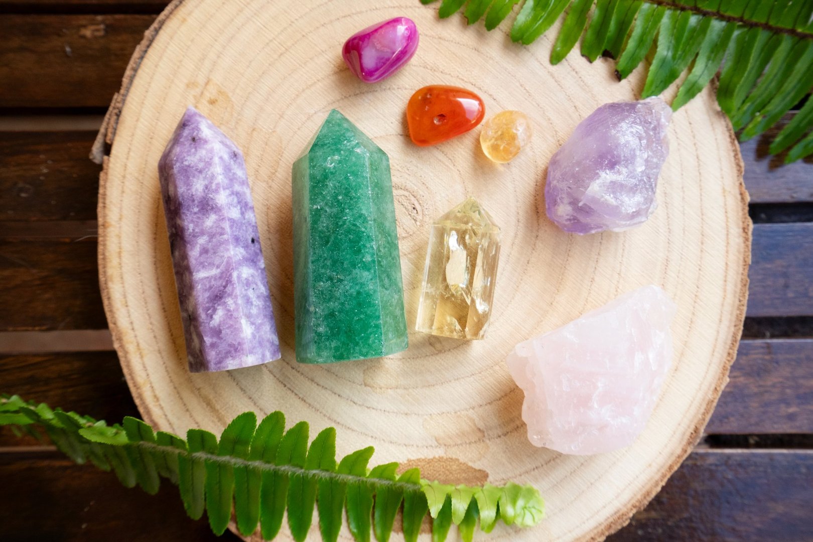 Gemstones minerals stones in the shape of obelisks. Witchcraft, herbal medicine and healing, Magic healing Rock for Reiki Crystal Ritual, Witchcraft, spiritual esoteric practice.