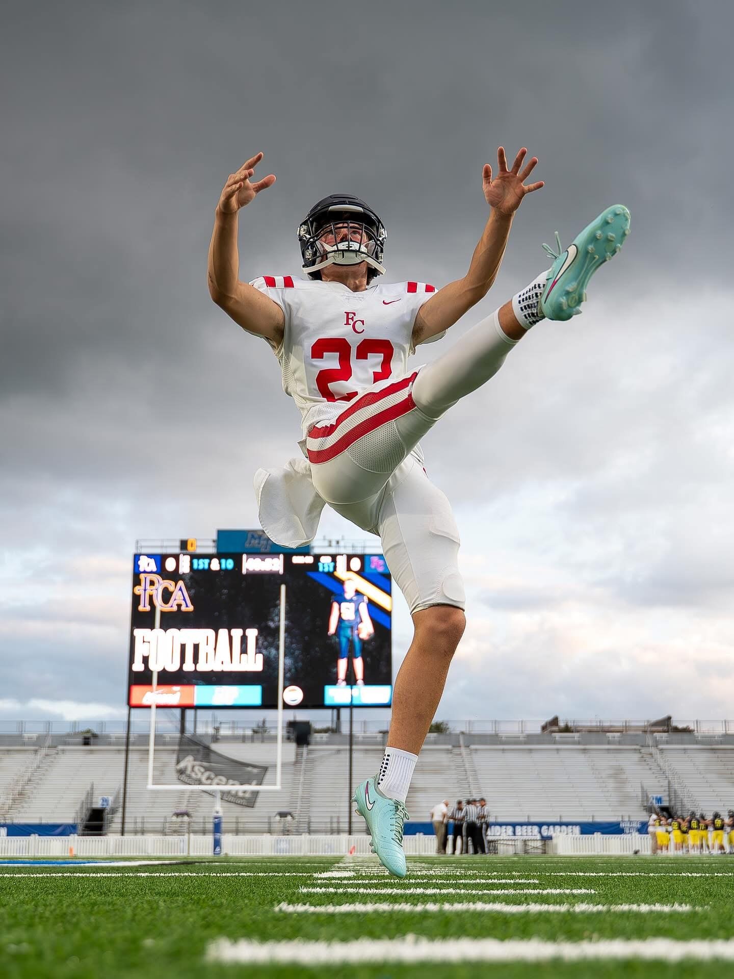 Weber Bradford in action