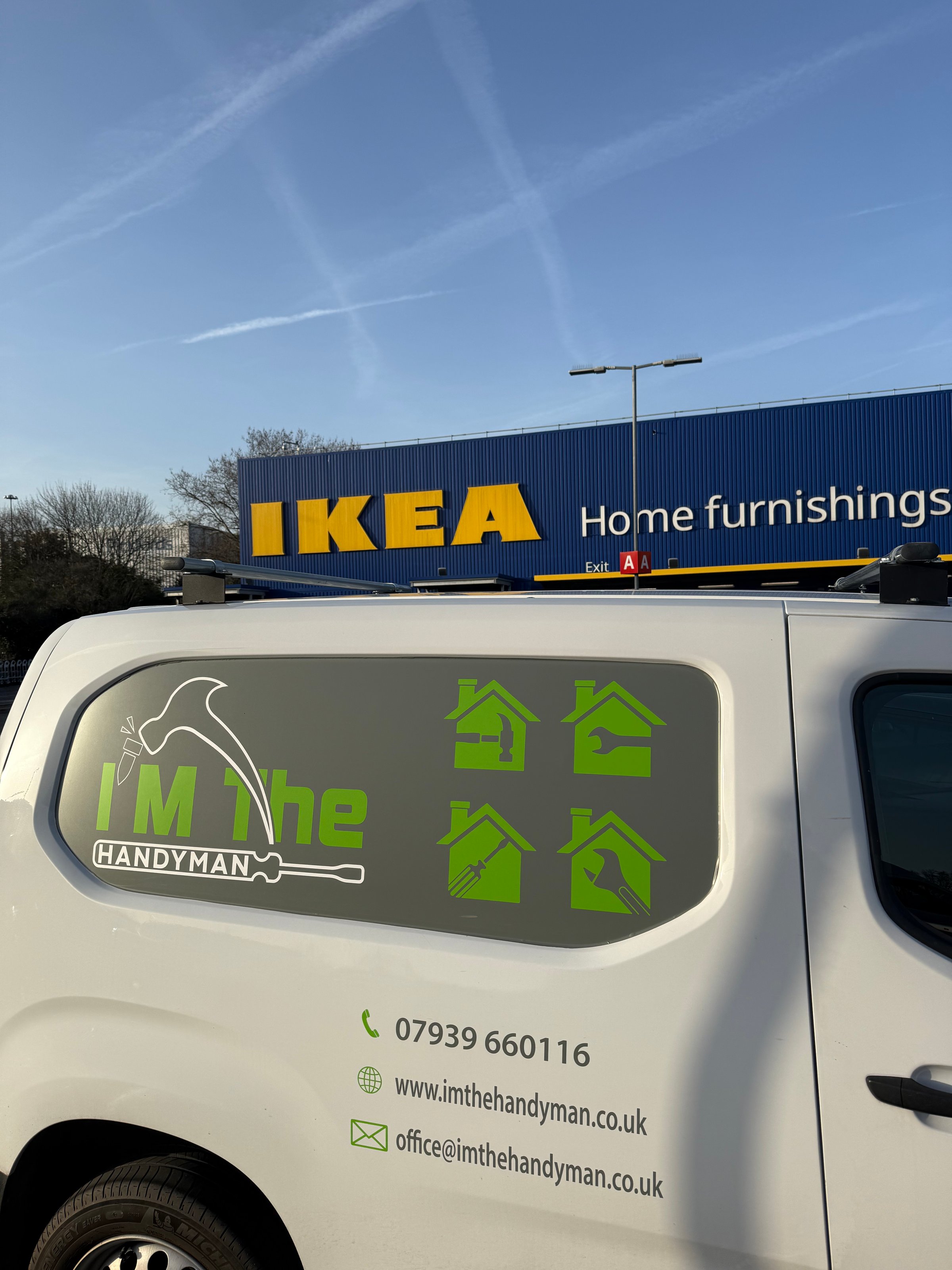 Professional handyman in Radlett providing quality home repairs and maintenance services