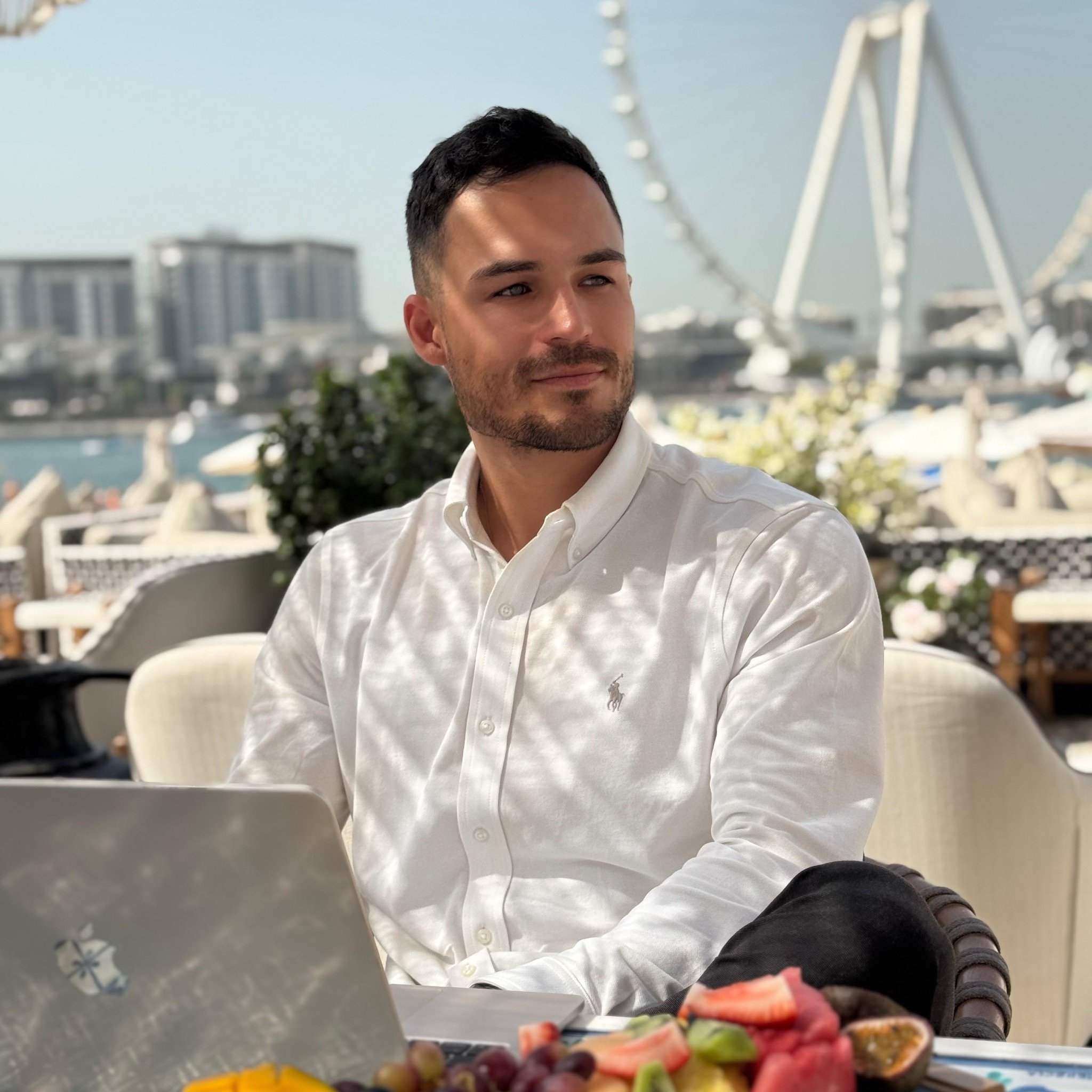 Pádár Dávid - Dubai Real Estate Specialist