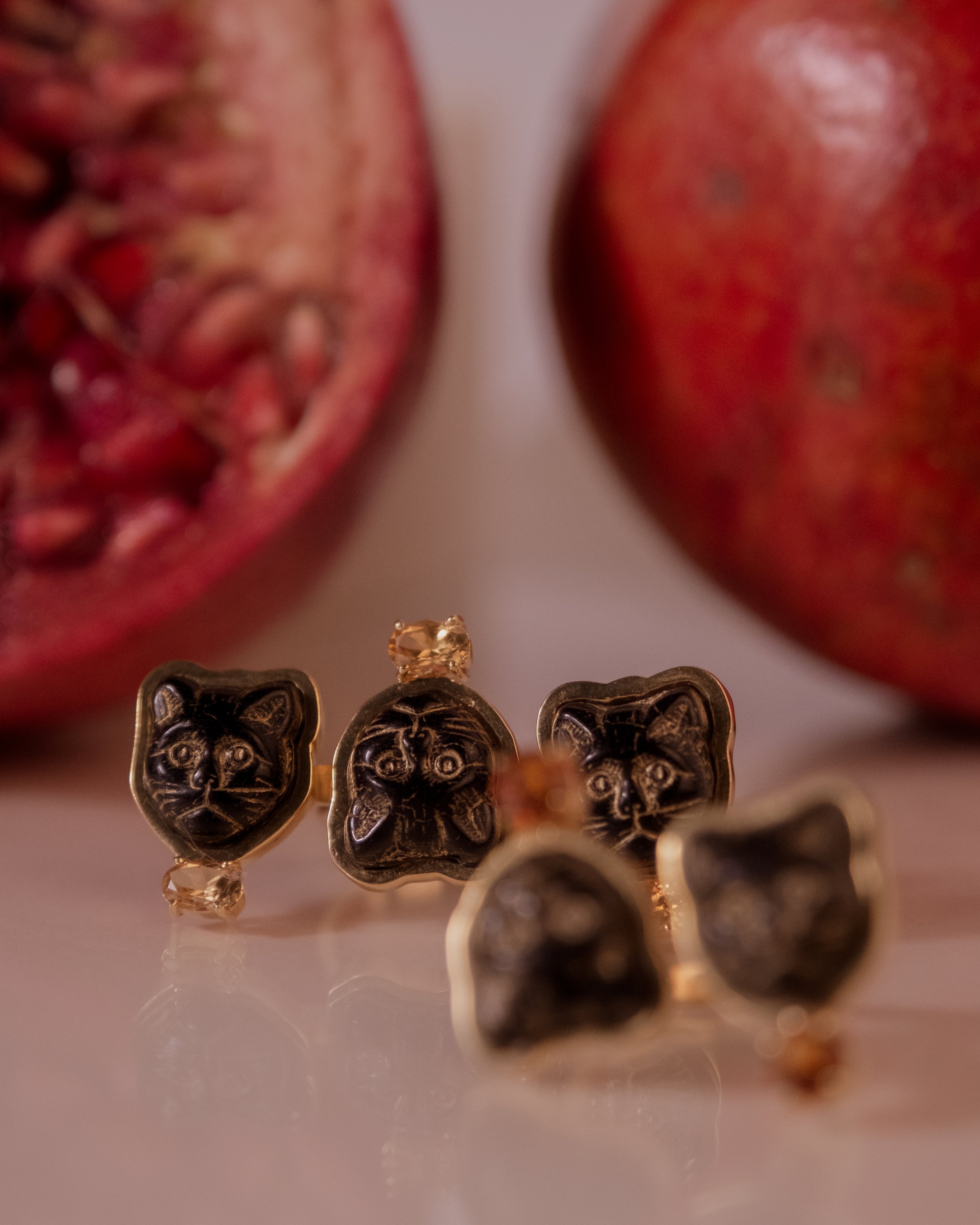 Anel Gatinho de Cristal Negro - Coleção Limitada