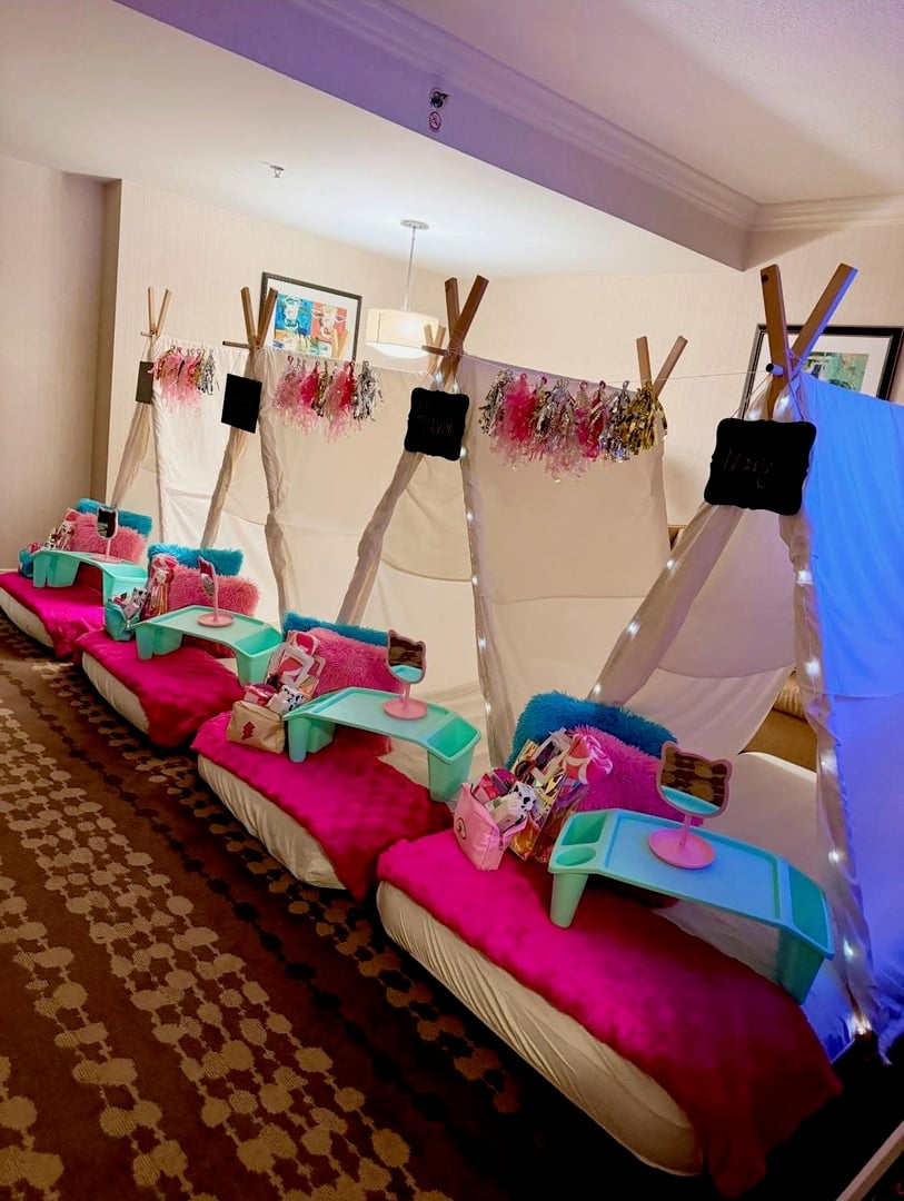 Dazzled Dreams & Yards outdoor display