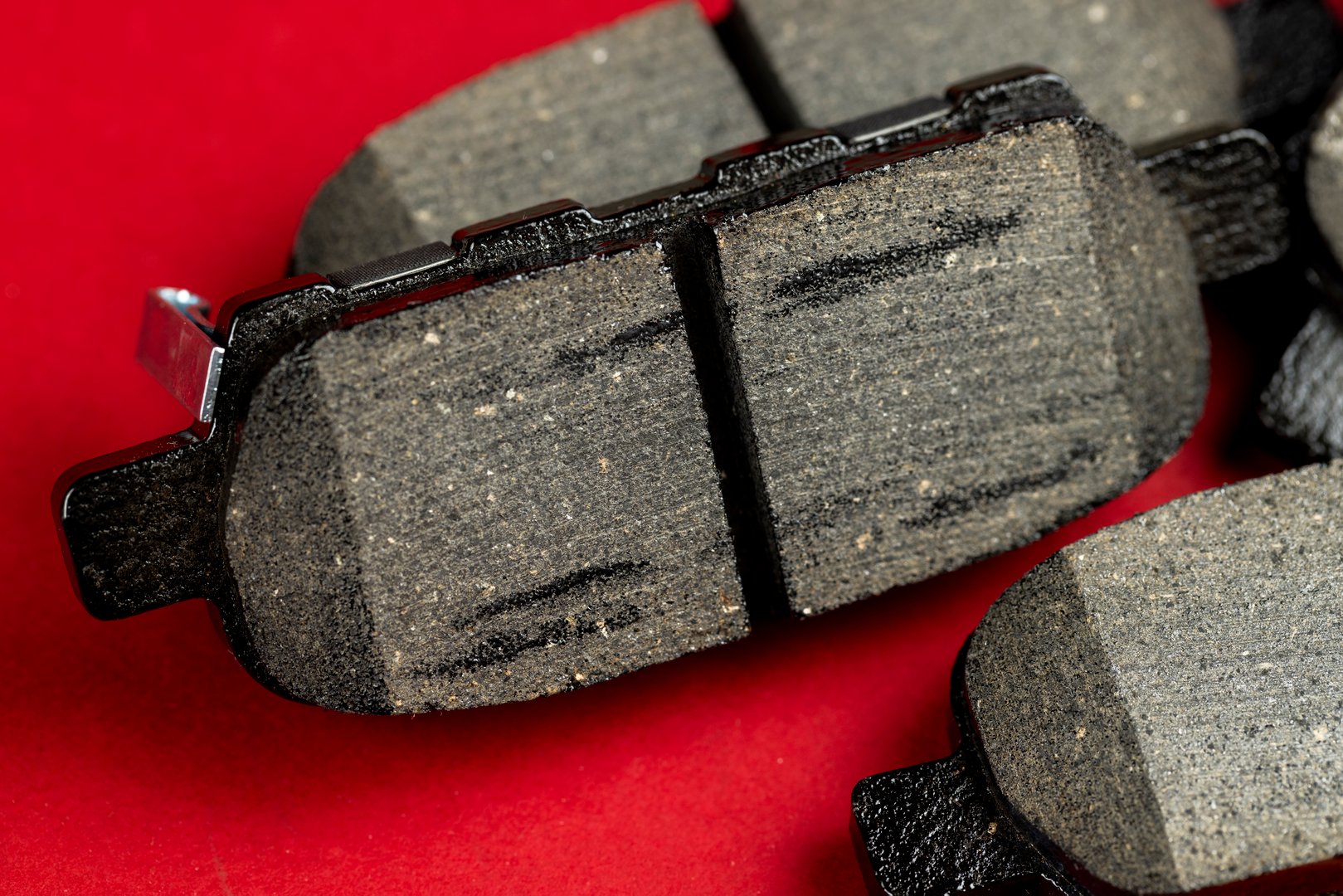 new car brake pads for the car, modern small brake pads made of combined material to ensure the safety of the car