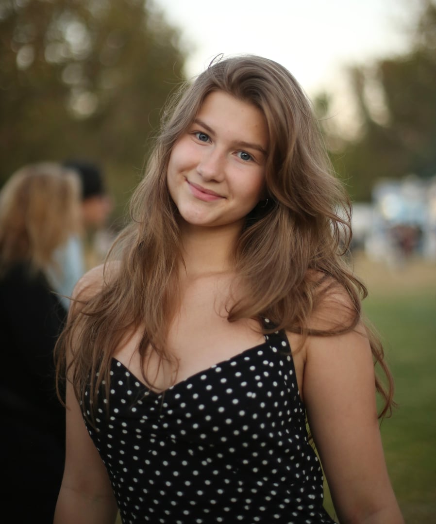 Yana Ivanova - Professional Rhythmic Gymnastics Coach