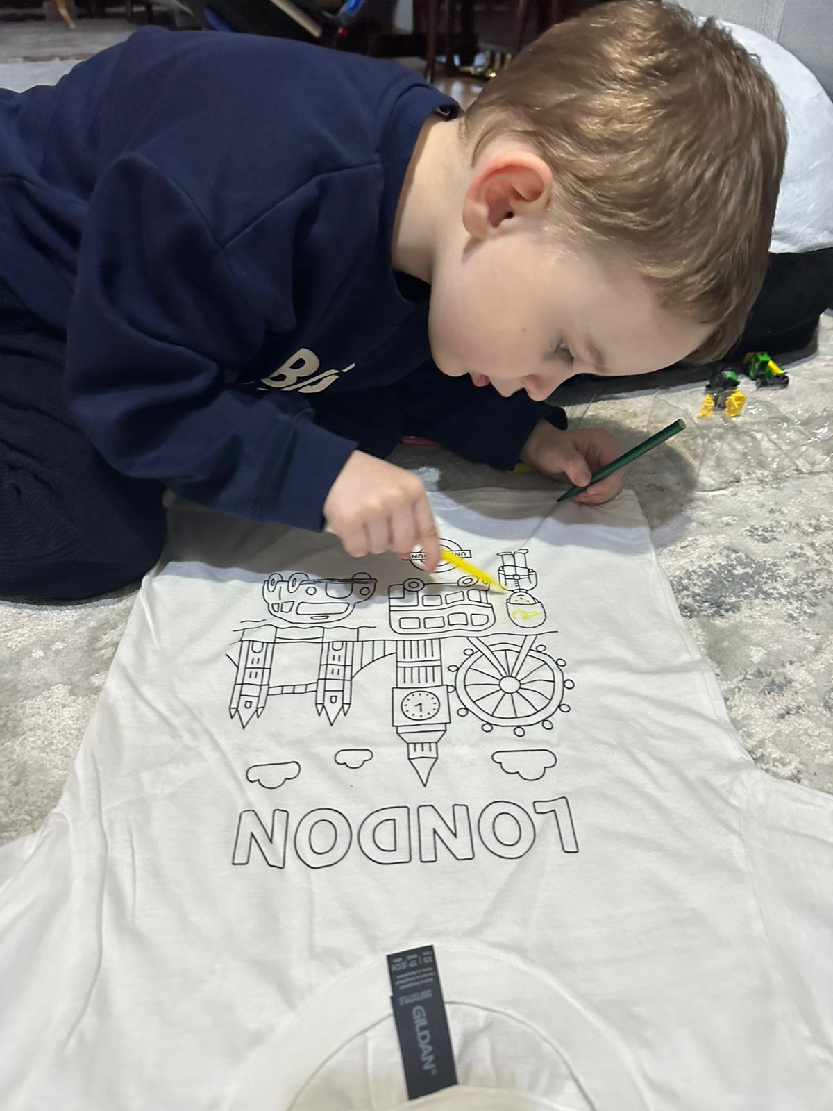 Colourful London landmark T-shirt design