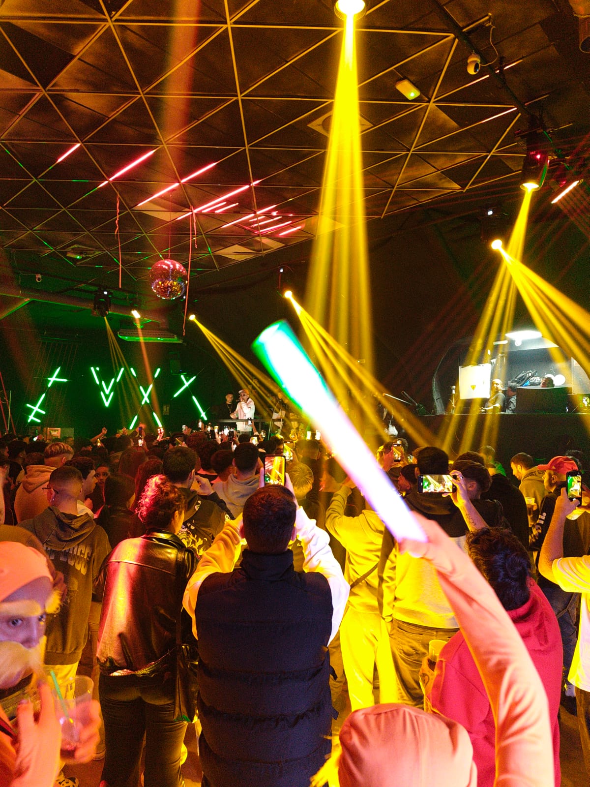 El Jincho y Quimico Ultramega Halloween 2025 La Bicha 505