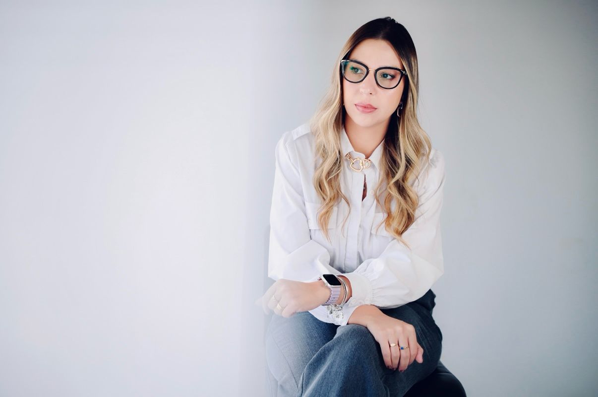 Nara Camilo Gonçalves Rici - Psicóloga e Psicanalista