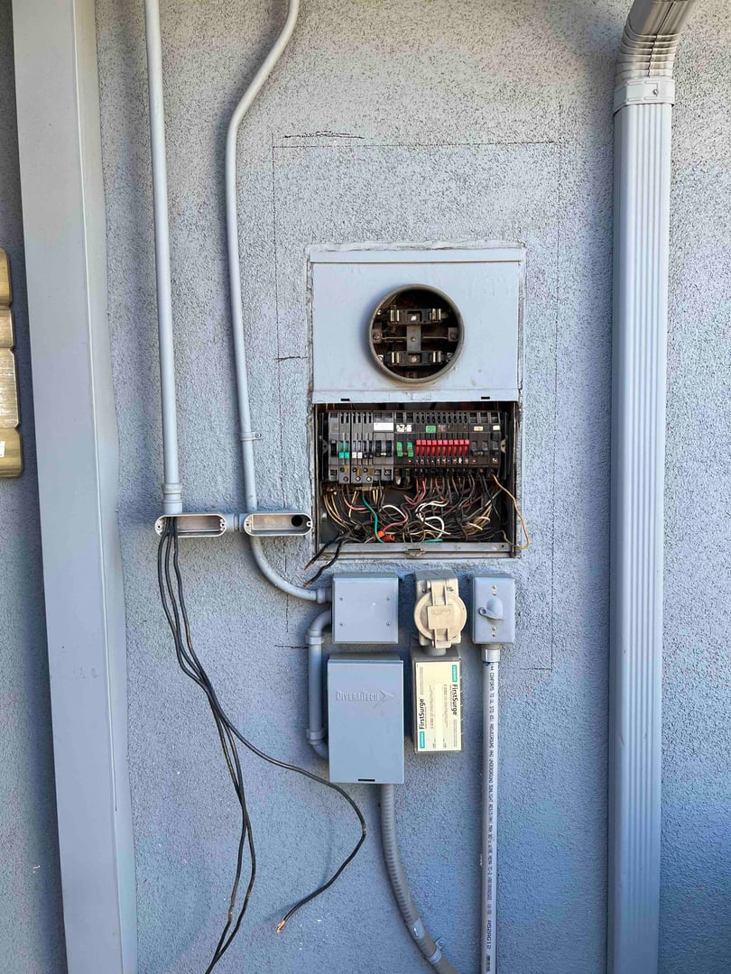 Panel Upgrades 200AMP - Image 2