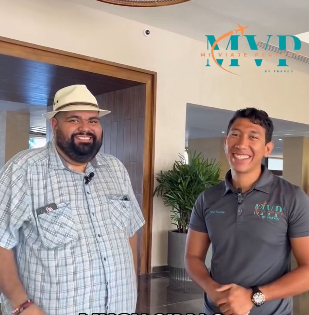 Ivan Romero en su hotel Dreams Sands