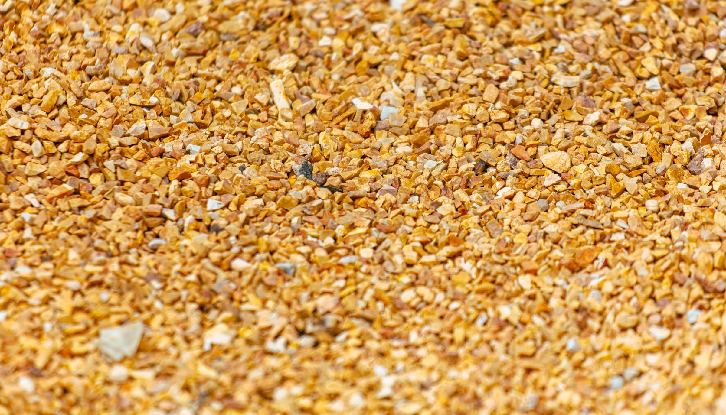 Orange crushed stone resin aggregate