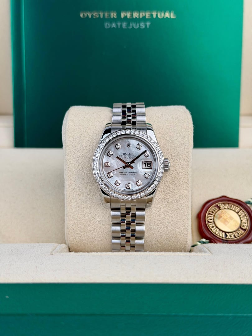 Rolex Datejust 26mm Mother of Pearl Diamond Bezel