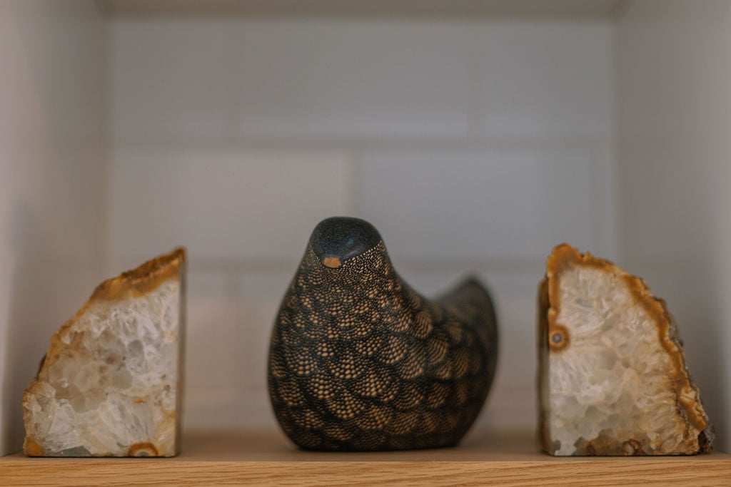 Decorative bird and crystal details at Woodlands Cottage