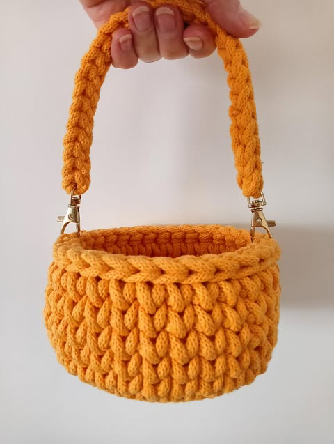 Koszyczek wielkanocny 13