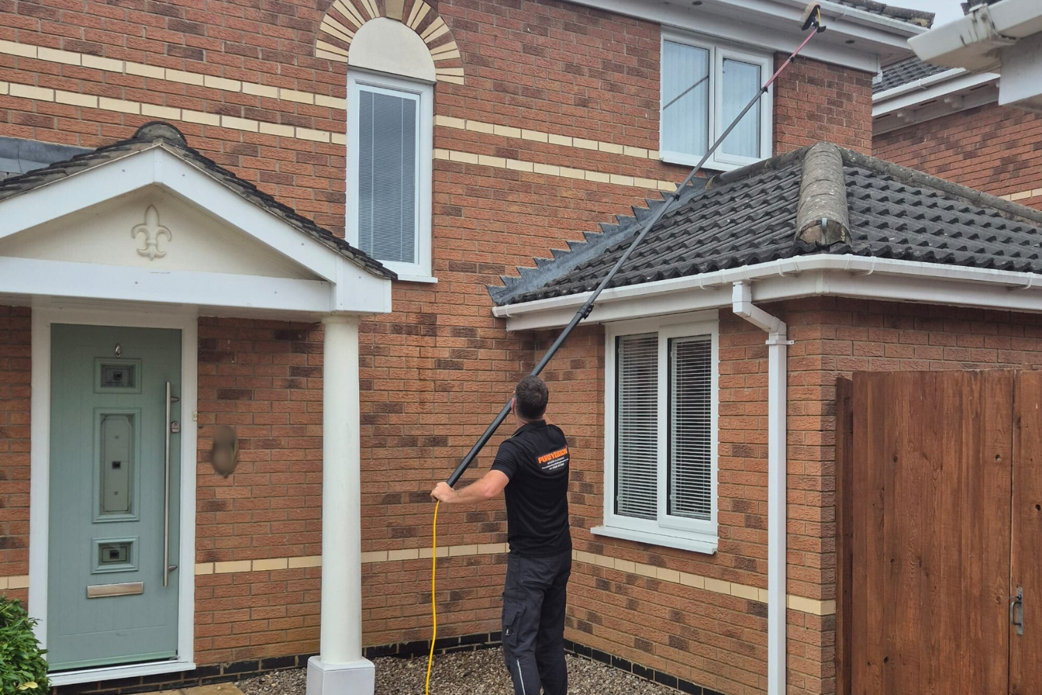 Pure Vision Cleaning Solutions background