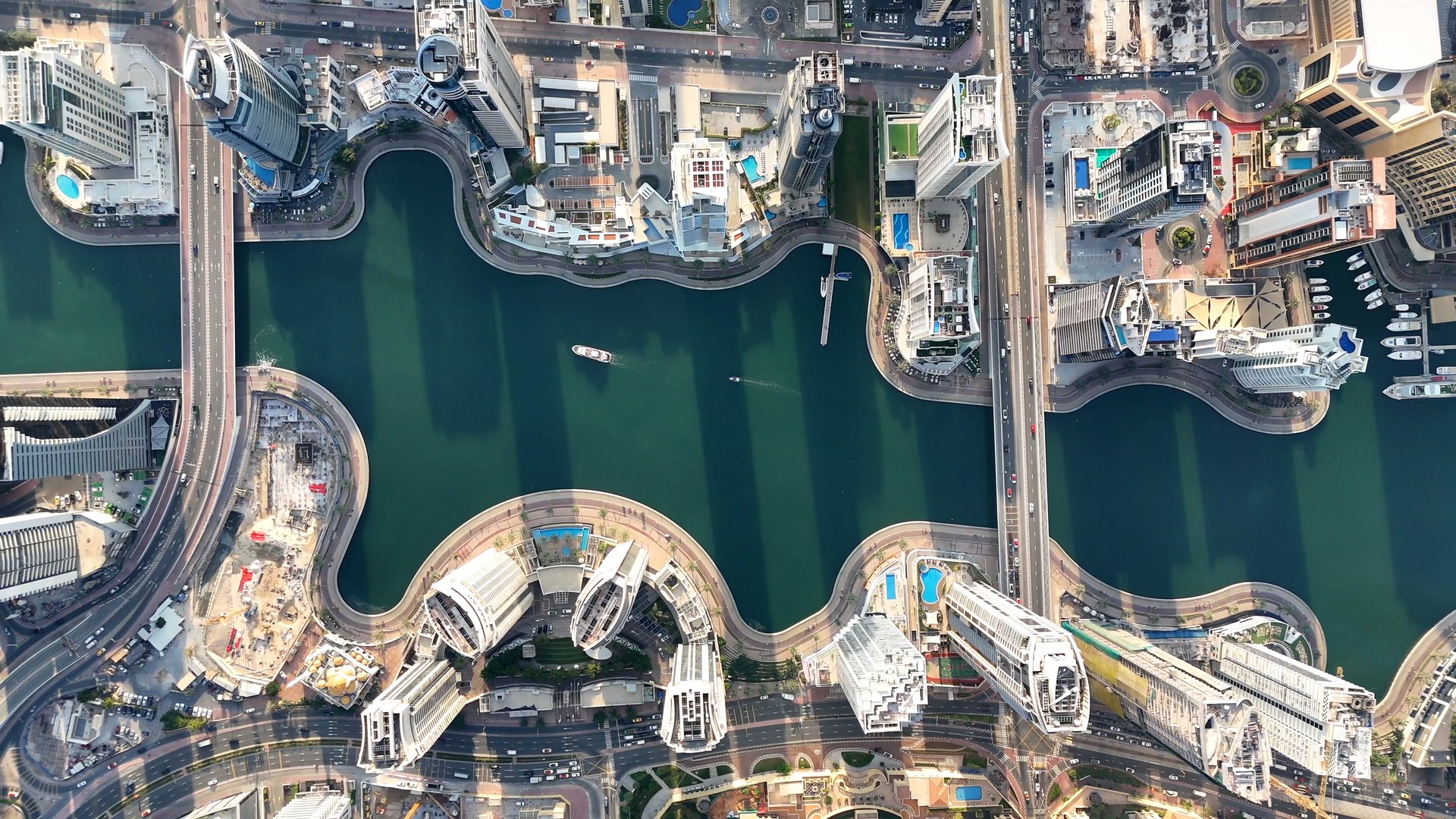 Dubai Marina is an affluent residential neighborhood known for The Beach at JBR, a leisure complex with al fresco dining and sandy stretches to relax on.