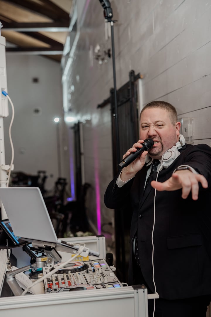 Professional DJ and MC services