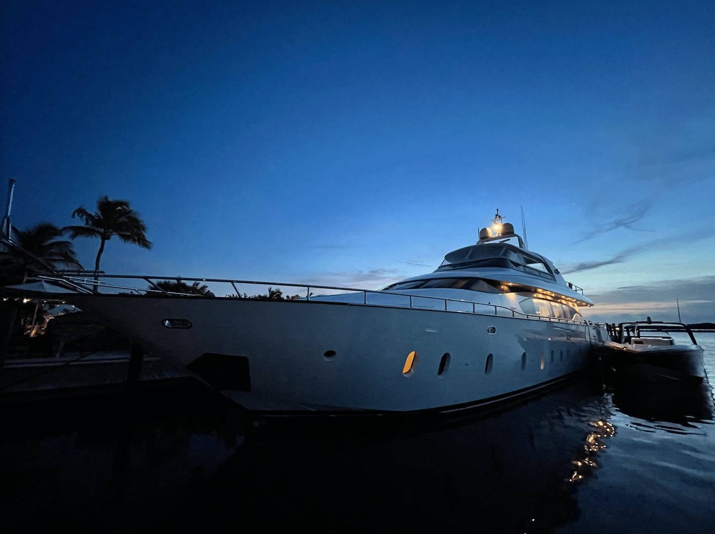 90' Maiora yacht delivery