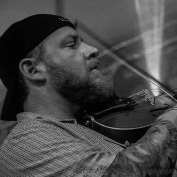 Carl Schmid violin performance