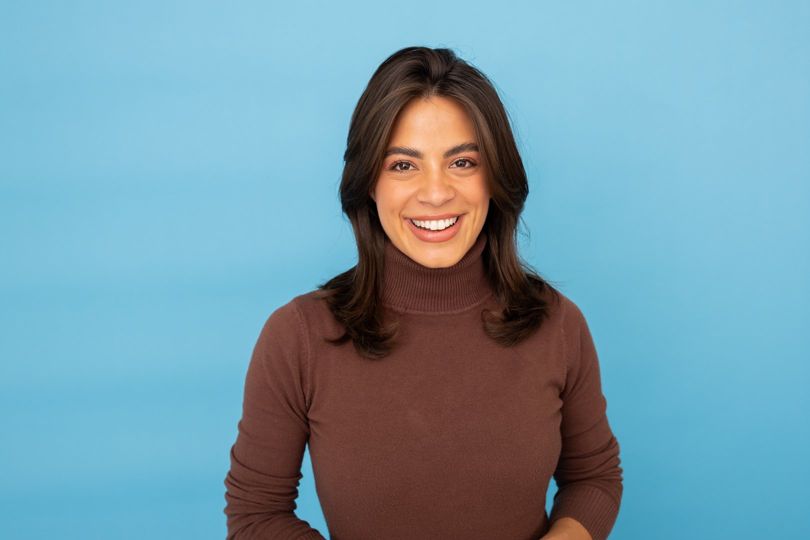 Professional Latina woman ready for business