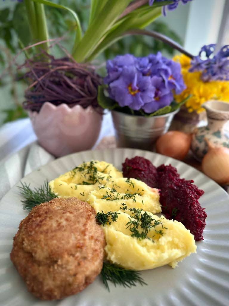 Mielony z ziemniakami i burakiem