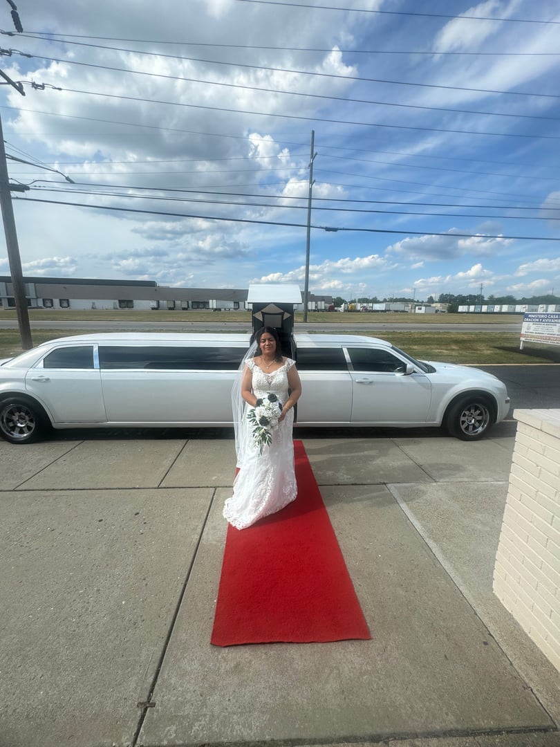 Photo of a wedding limousine