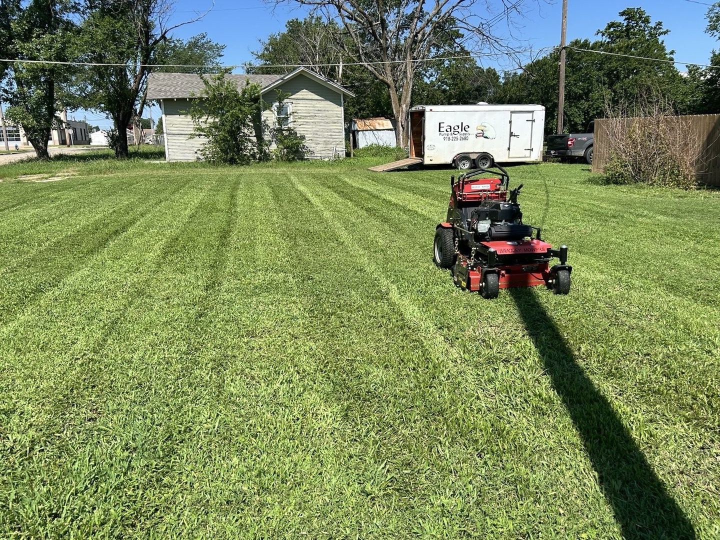 BDH Mowing lawn service