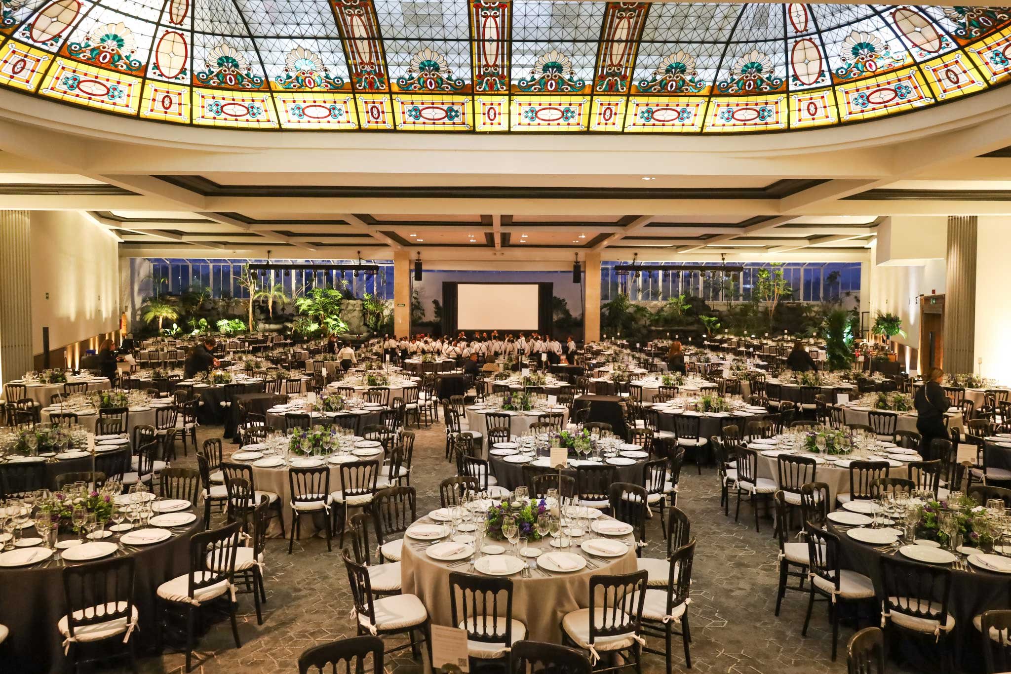 Salón Ambrosía - Interior principal del salón