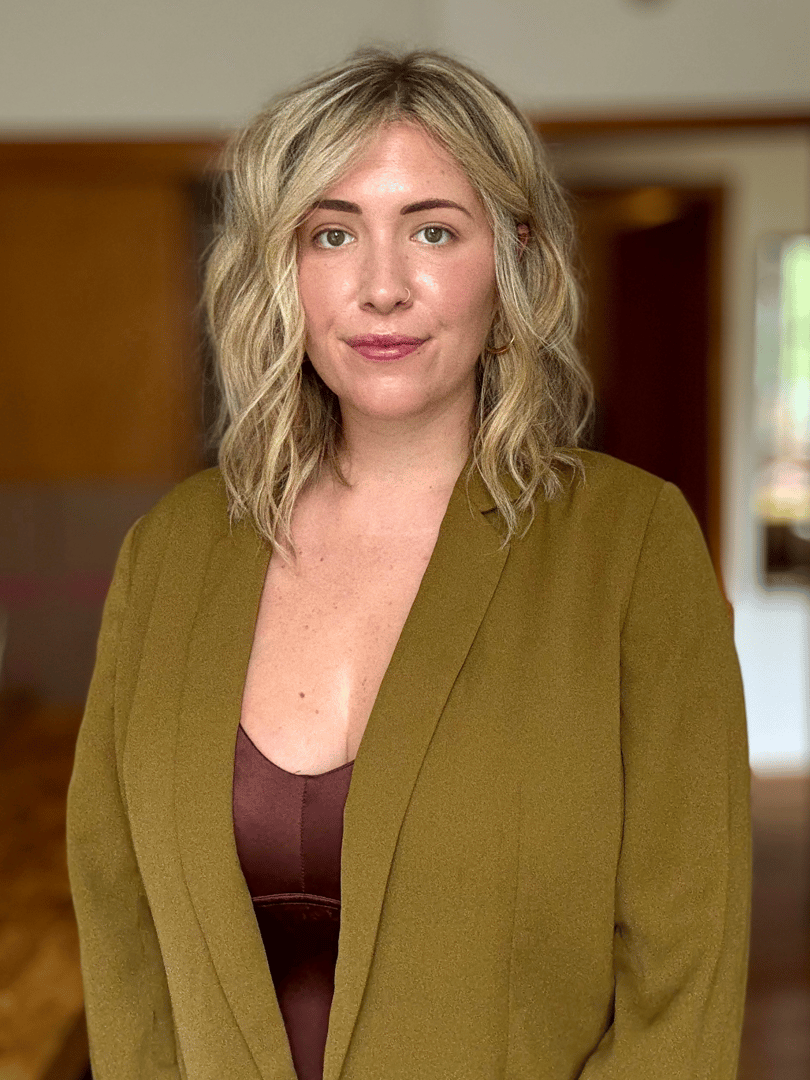 Lindsay - The face behind Creative Mind Media