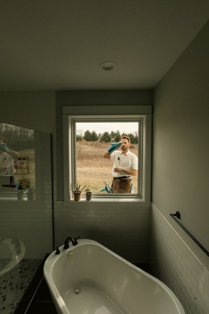 Buzzy's Window Washing Brand Work