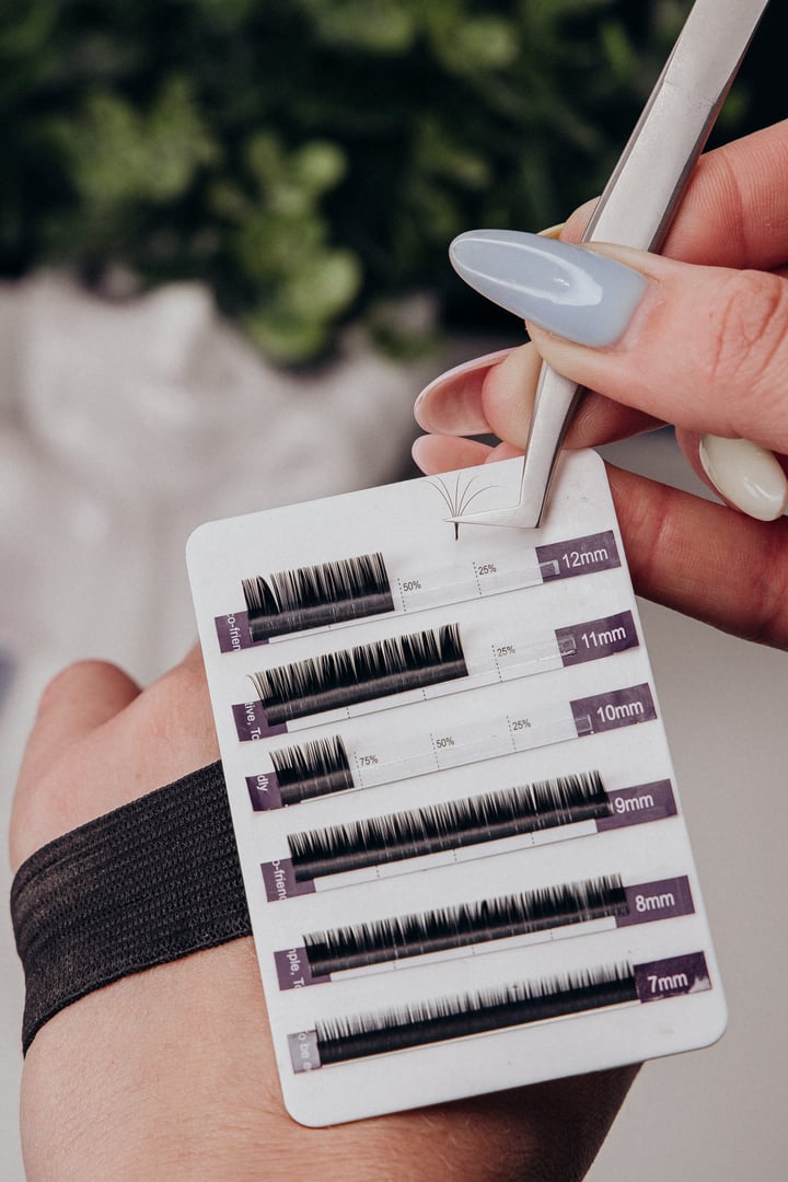 Eyelash extensions enhance natural lashes by adding length, volume, and curl for a fuller, more glamorous look. This beauty treatment is popular for creating long-lasting, eye-catching lashes without the need for mascara. Perfect for special occasions or everyday elegance, eyelash extensions boost confidence and highlight the eyes with a natural yet striking effect.