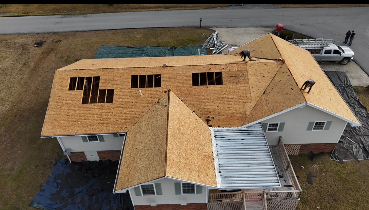 20-Year-Old Roof Replacement - London, KY - Image 4