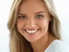 SmileExpress clear aligner treatment in Murwillumbah - orthodontic consultation showing clear aligners and treatment planning for straight teeth