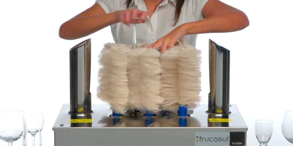 Abrillantador-de-Copas-y-vasos-Frucosol-Modelo-SV2000 (6).jpg