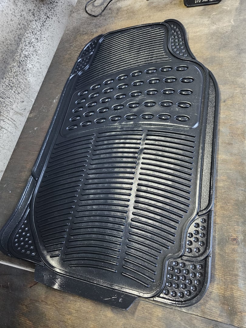 Fußmatten Gummi vorher