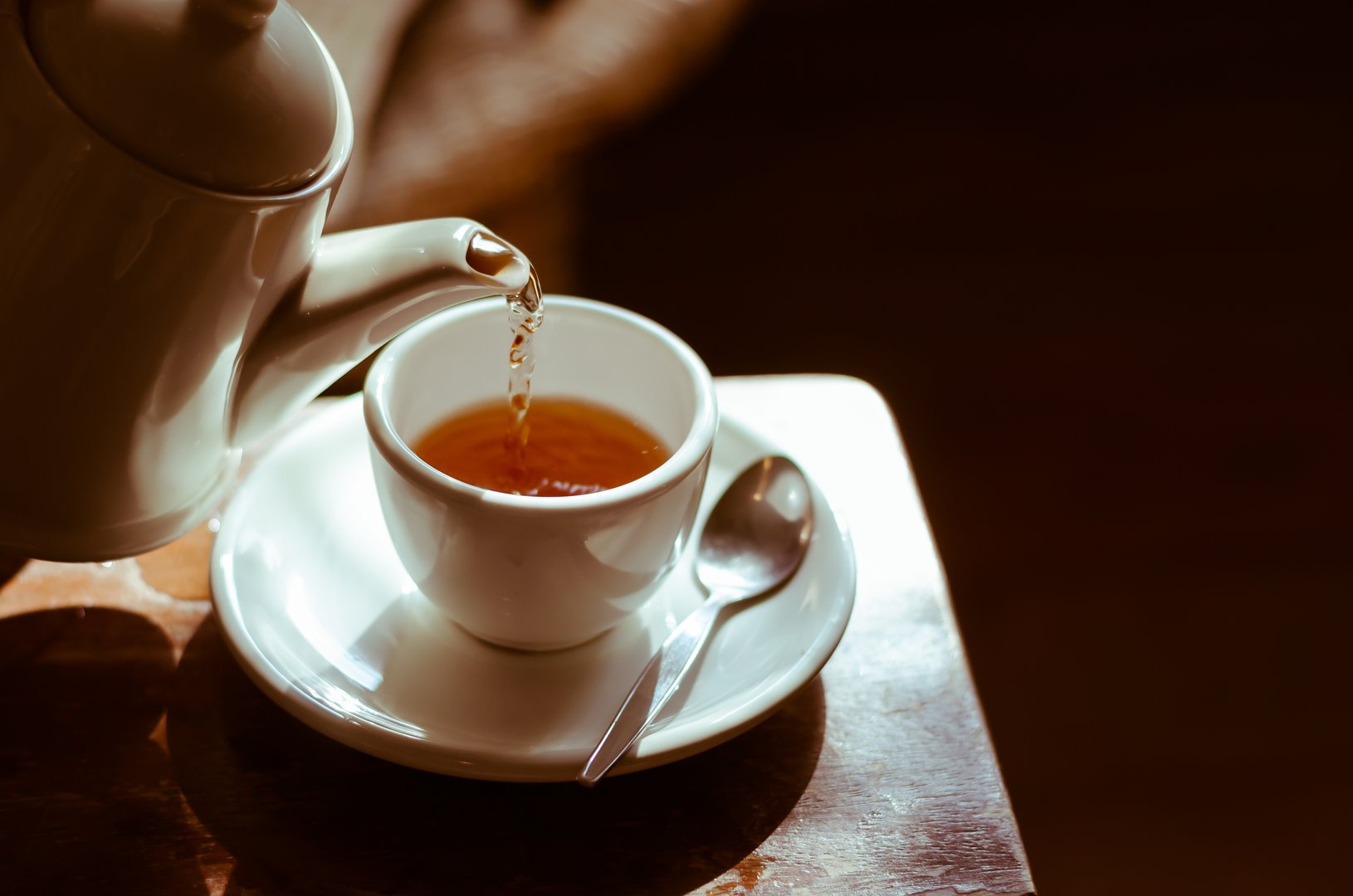 Golden Tips Tea Pouring